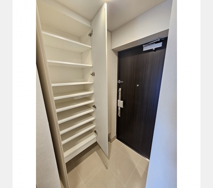 玄関　参考写真