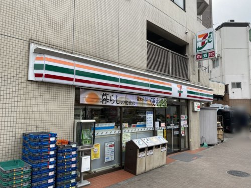 コンビニ　セブンイレブン神山店（コンビニ）まで204m