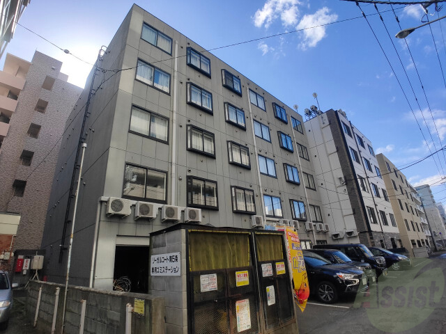 建物外観　札幌市中央区南５条西「リーガルコート南５条」