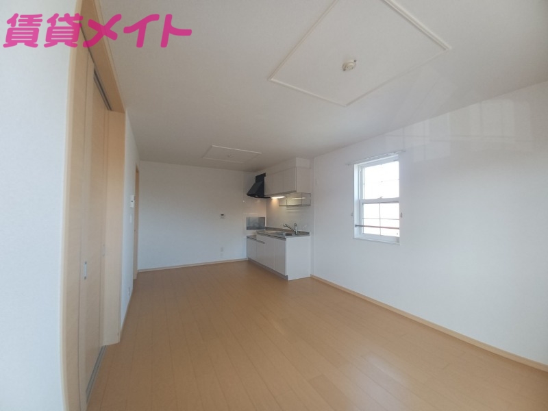 居室・リビング　同型参考写真