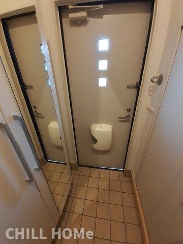 玄関　当社、チルホームのHPもご覧ください(^^)/物件情報多数♪