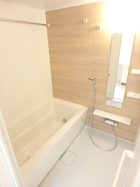 バス・シャワールーム　追焚機能・浴室乾燥機も付いたバスルーム