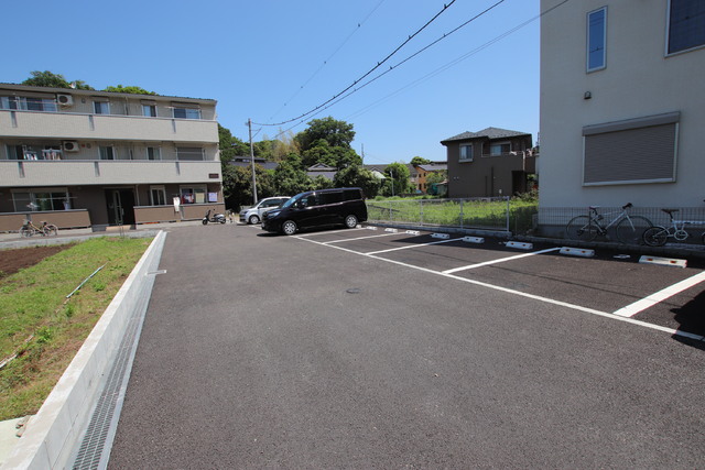 駐車場　駐車場（要空き確認）
