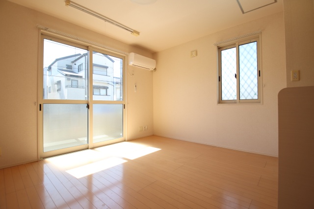 居室・リビング　※別室の参考写真です。