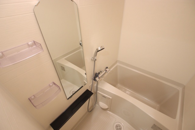 バス・シャワールーム　※別室の参考写真の為、現況優先です。