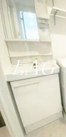 洗面設備　独立洗面台です。