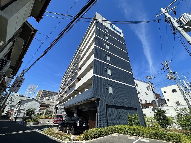 建物外観　築年数も浅く綺麗な外観です