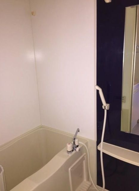 バス・シャワールーム　浴室