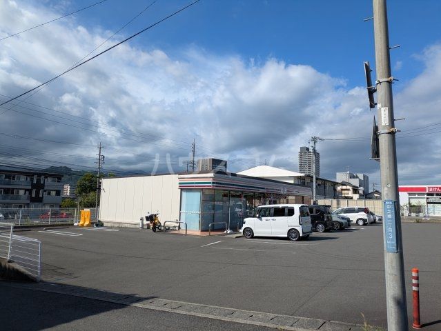 コンビニ　セブンイレブン 清水中之郷1丁目店（コンビニ）まで518m