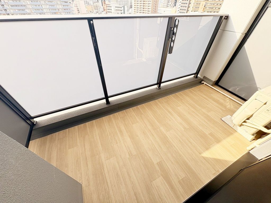 バルコニー　バルコニー