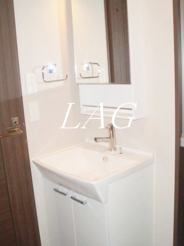 洗面設備　洗面台です。