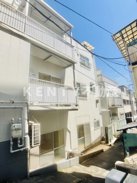 建物外観　外はこのようになっています