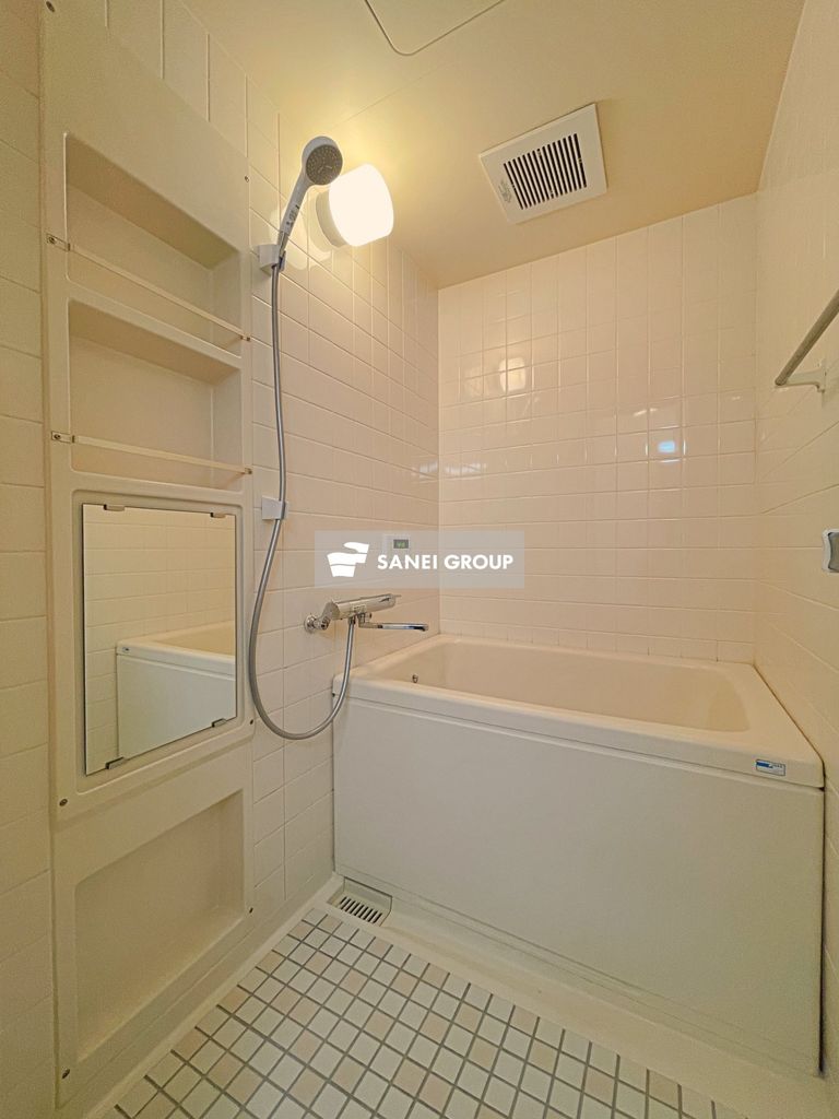 バス・シャワールーム