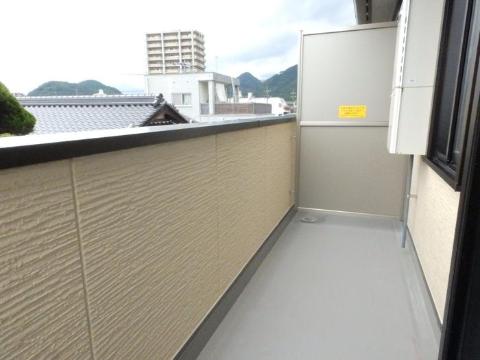 バルコニー　ベランダ