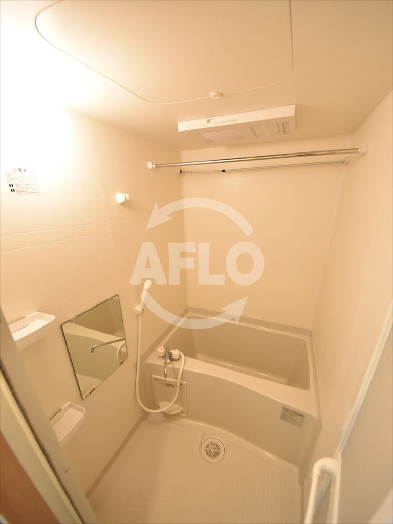 バス・シャワールーム　ファイブスター九条　浴室