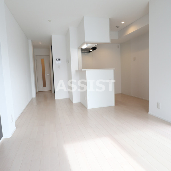 居室・リビング　先行申込受付中♪お電話がご案内スムーズです♪オンラインもOK