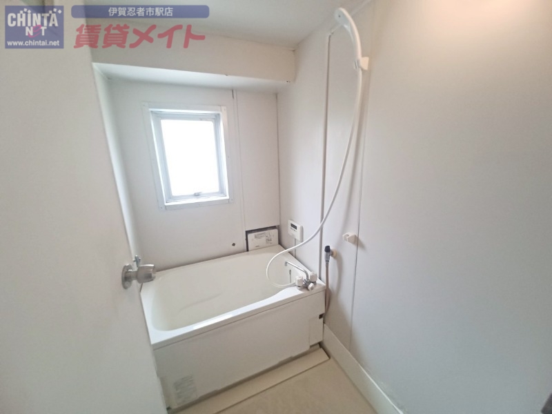 バス・シャワールーム　同型参考写真