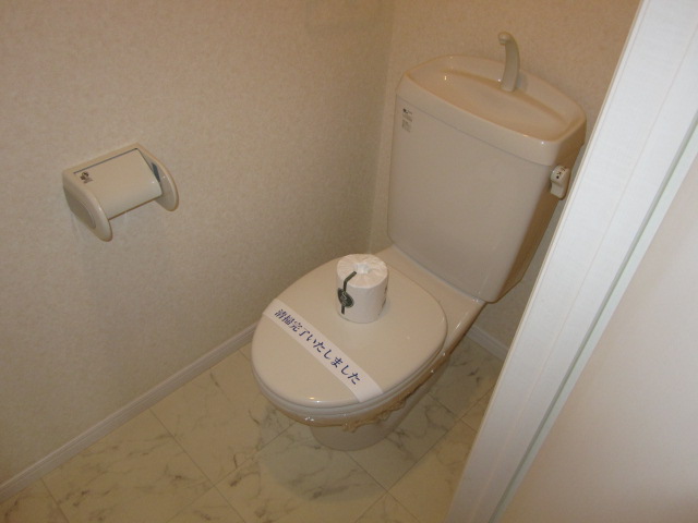 トイレ　コンパクトで使いやすいトイレです