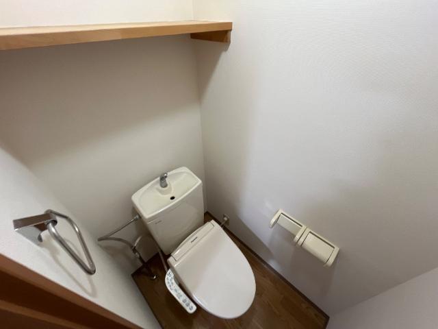 トイレ　シャワー付トイレ