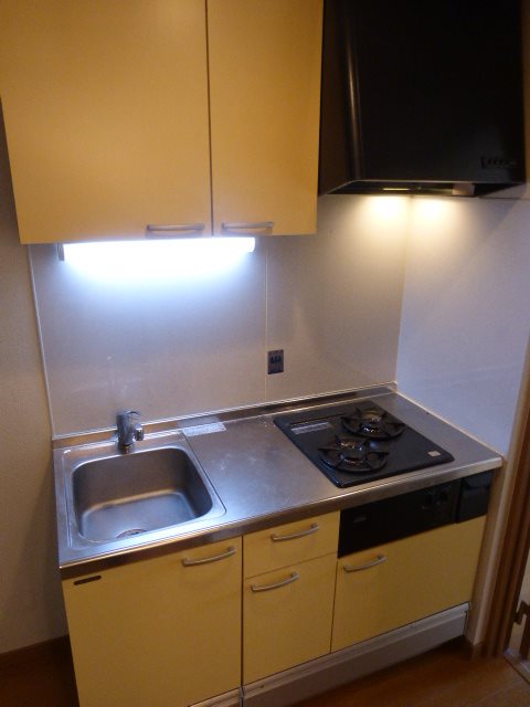 キッチン　※同タイプの他のお部屋です