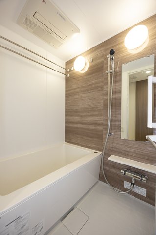 バス・シャワールーム　※写真は同タイプ住戸です。