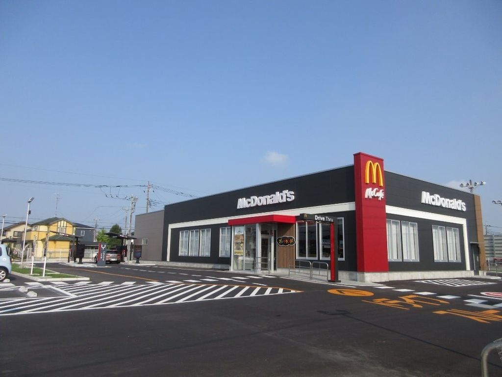 飲食店　マクドナルド白岡西店（飲食店）まで390m