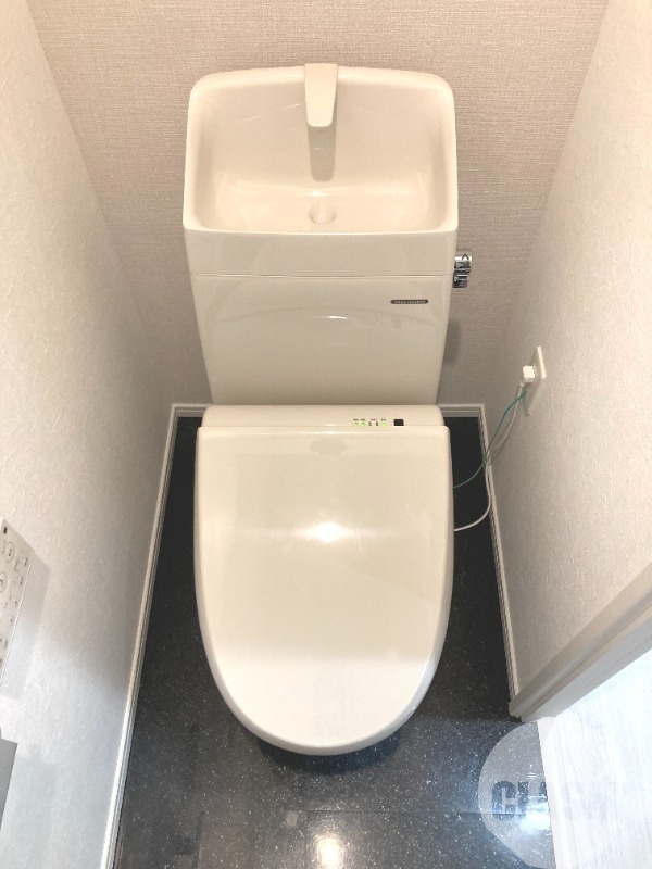 トイレ　ウォシュレット＆ウォームレット
