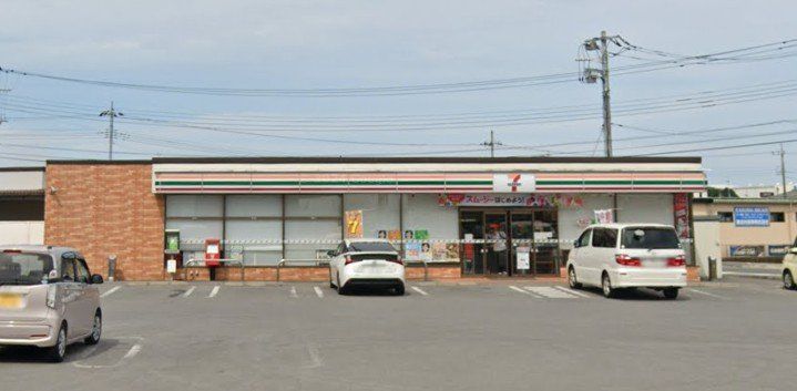 コンビニ　セブンイレブン鹿沼茂呂南店（コンビニ）まで390m