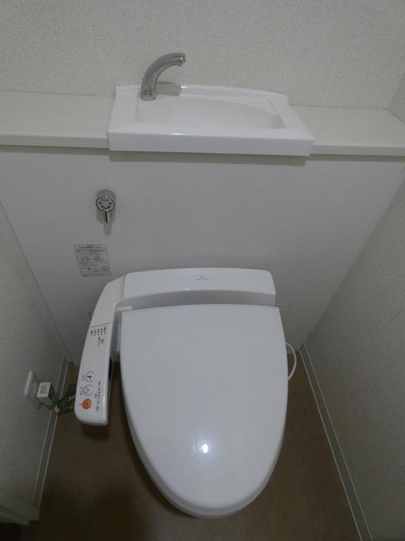 トイレ　トイレ