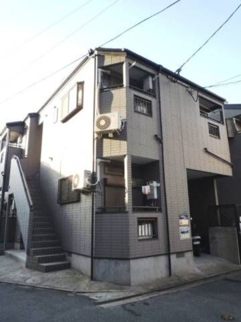 建物外観　スーパー、コンビニ徒歩圏内