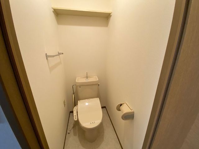 トイレ　別号室の参考写真