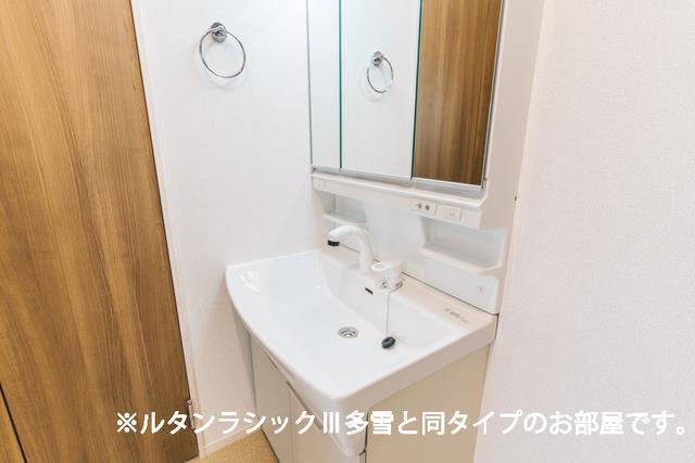 洗面設備　※同タイプ