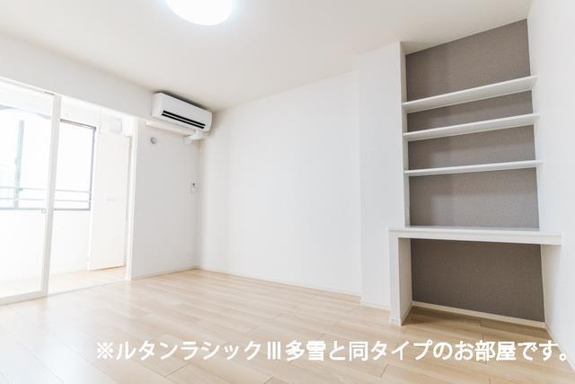 居室・リビング　※同タイプ