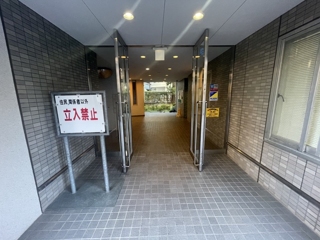 エントランス
