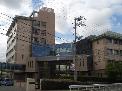 大学・短大　国立大学法人神戸大学名谷キャンパス（大学・短大）まで2424m