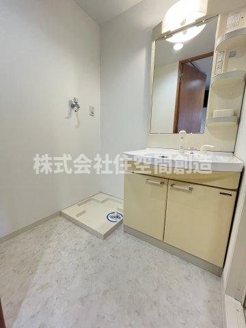 洗面設備　※同タイプの写真となり、実際のお部屋とは異なる場合があります