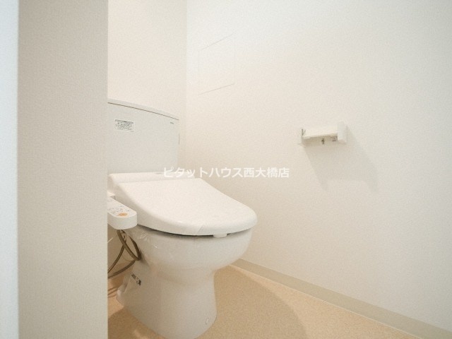 地下鉄四つ橋線 四ツ橋駅 徒歩2分 14階建 築13年のトイレ写真