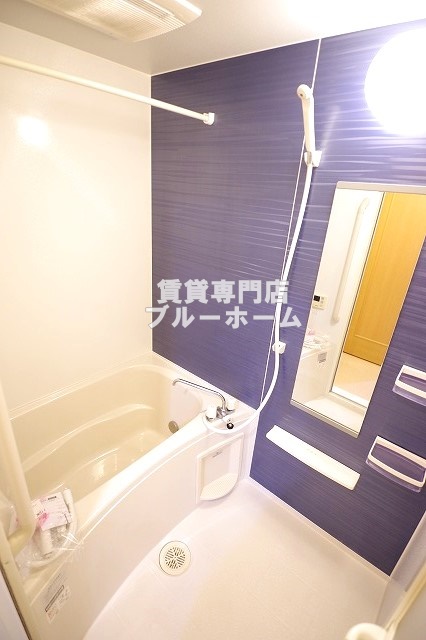 地下鉄御堂筋線 新金岡駅 徒歩14分 2階建 築18年の風呂写真