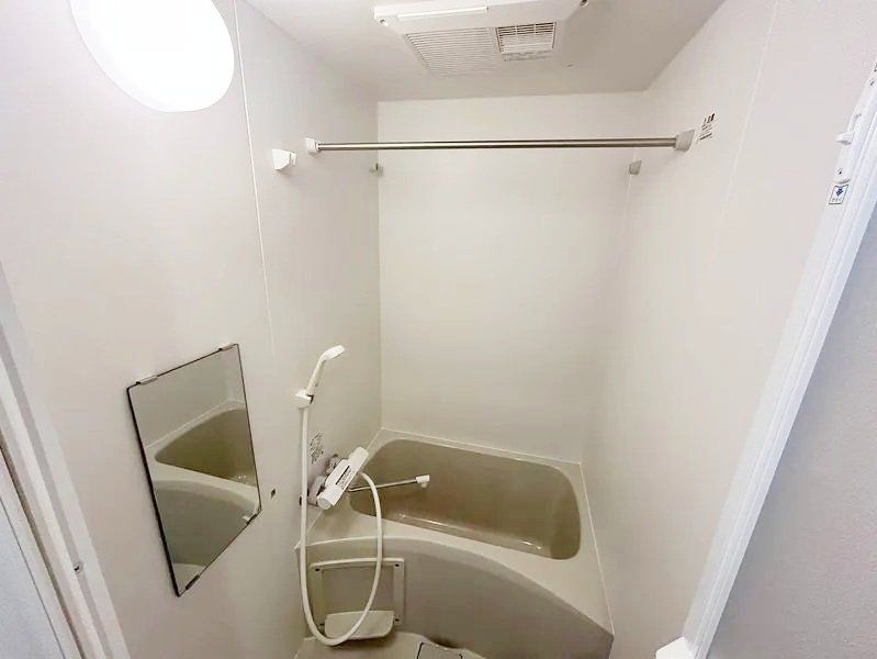 ＪＲ常磐線 亀有駅 徒歩14分 2階建 新築の風呂写真