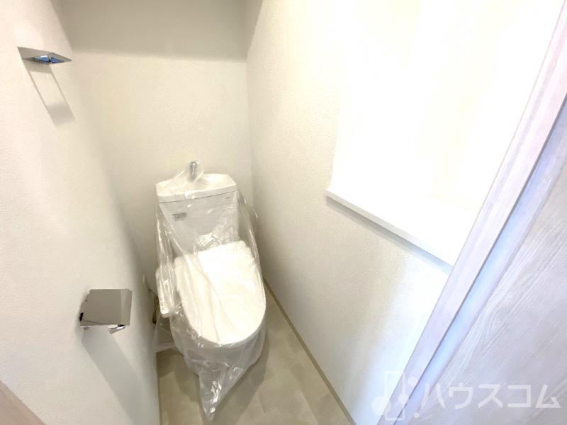 トイレ　冬場も安心の温水洗浄便座！