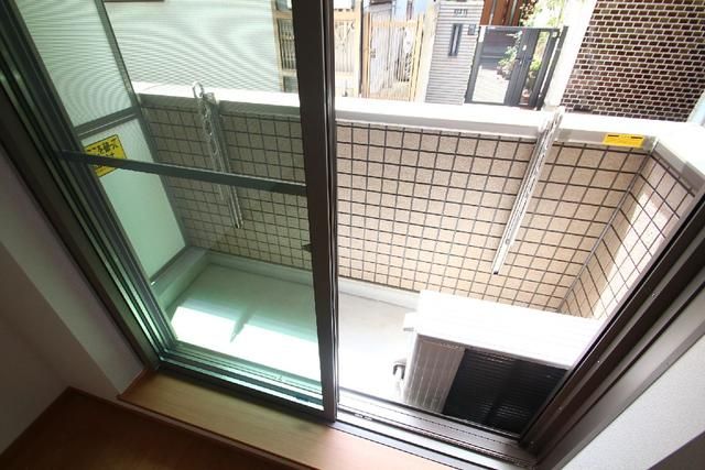 ＪＲ埼京線 板橋駅 徒歩4分 3階建 築10年の内装写真