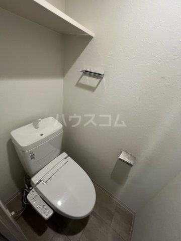 プレサンス塚本ミッドネクストのトイレ写真