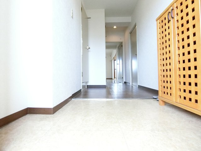 玄関　詳細は、RISUMO江坂本店→06-6155-7137まで♪