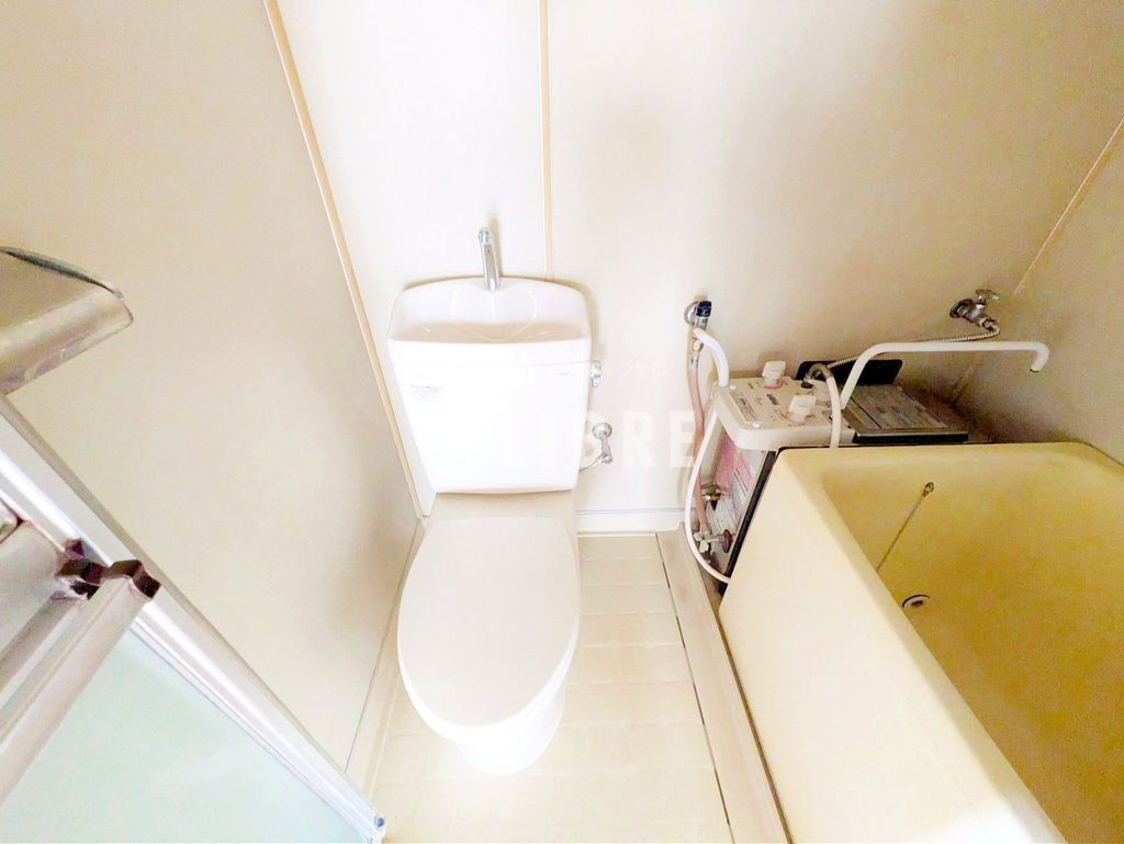 ＪＲ中央線 武蔵小金井駅 徒歩2分 3階建 築42年のトイレ写真