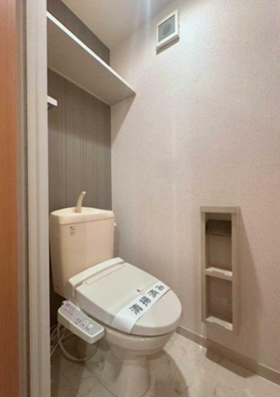 トイレ　同仕様写真含む