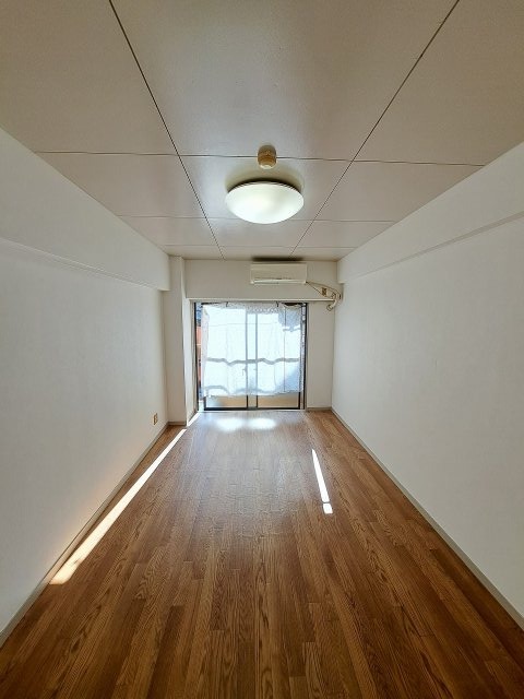 第1冨久井ハイツの居間写真