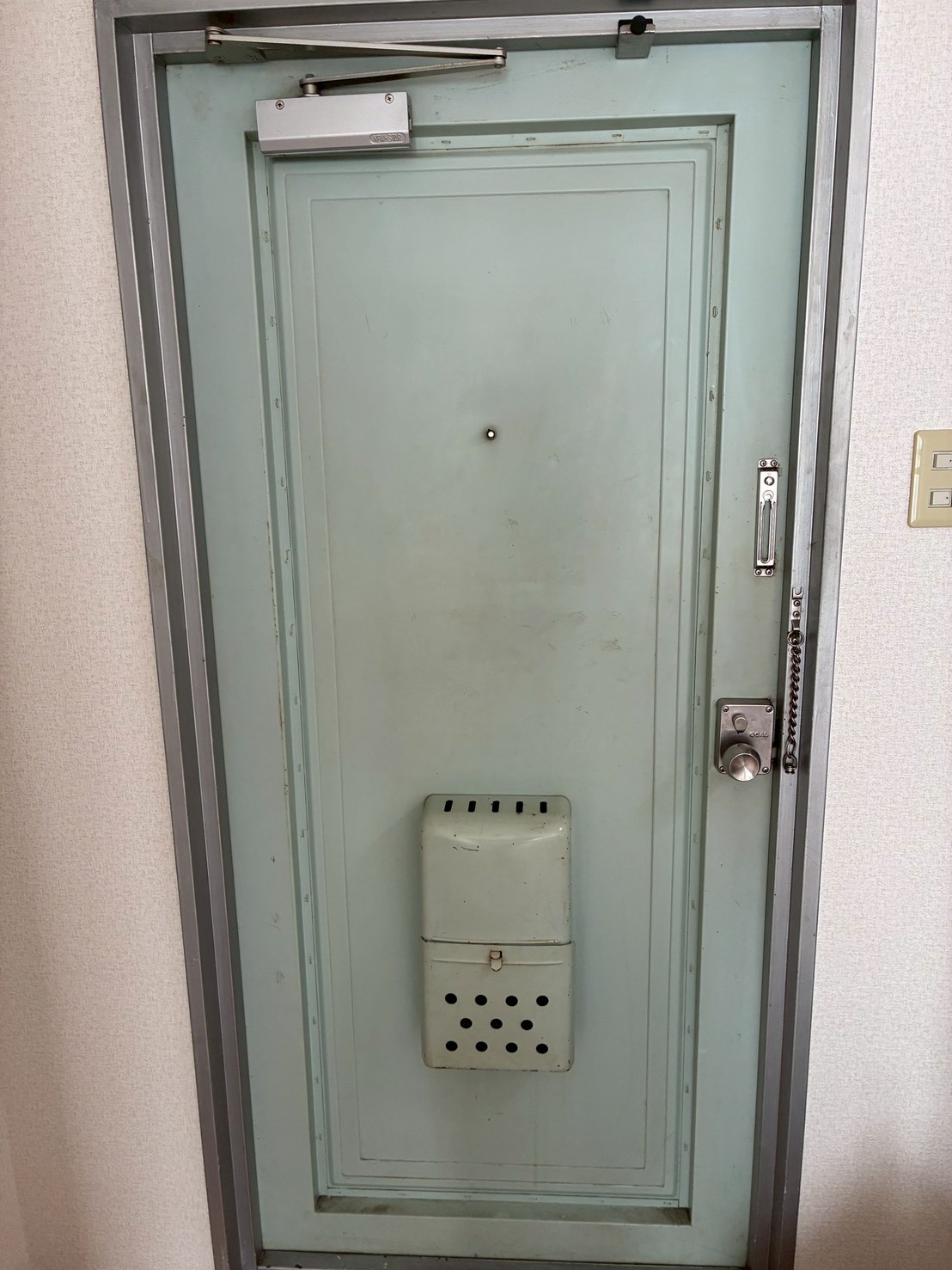 玄関　※参考　別の階のお写真です