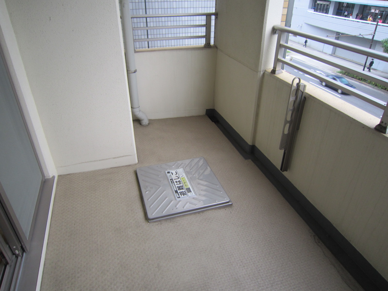 バルコニー　バルコニー