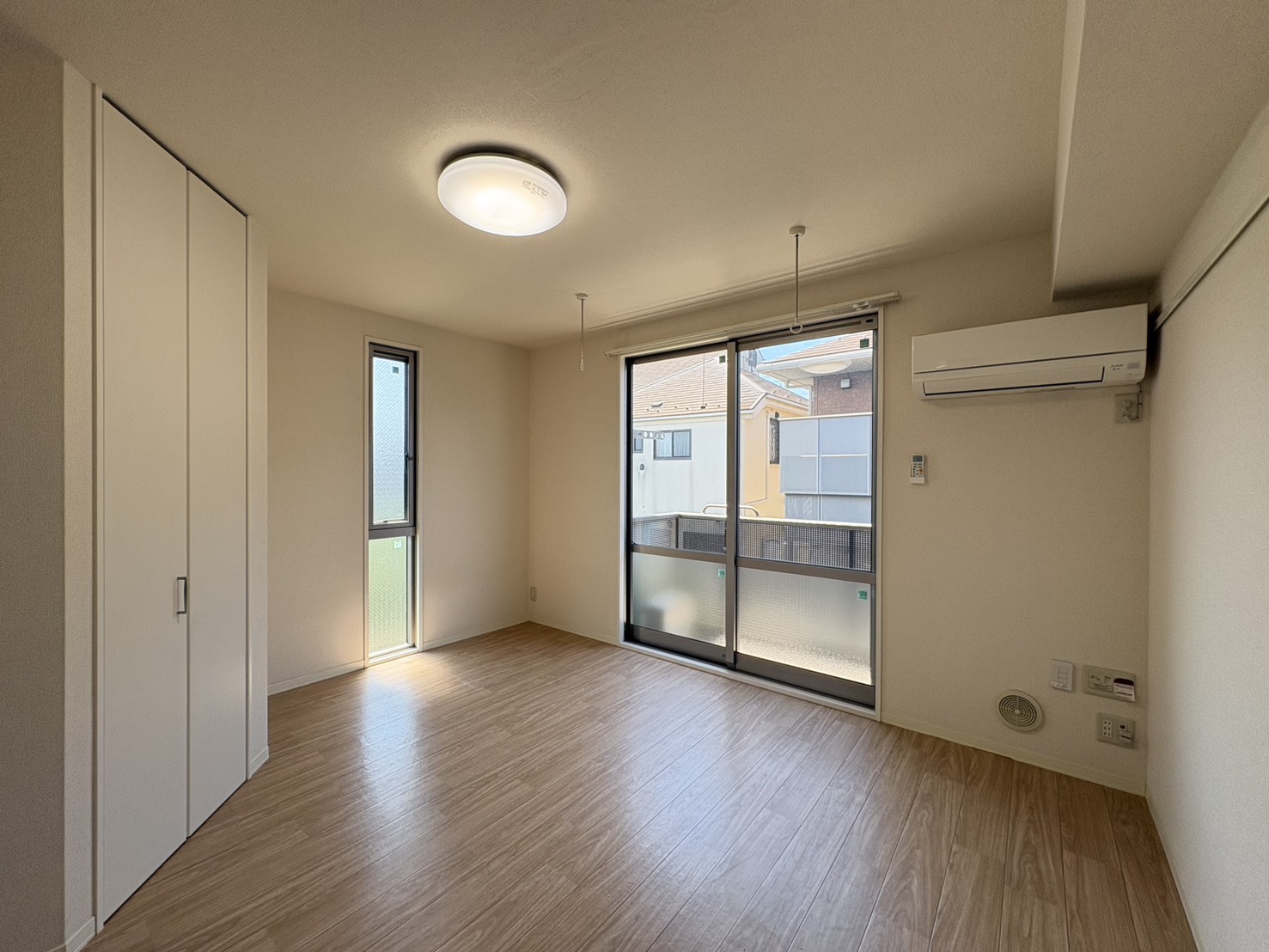 居室・リビング　2026年5月2日撮影　※清掃前