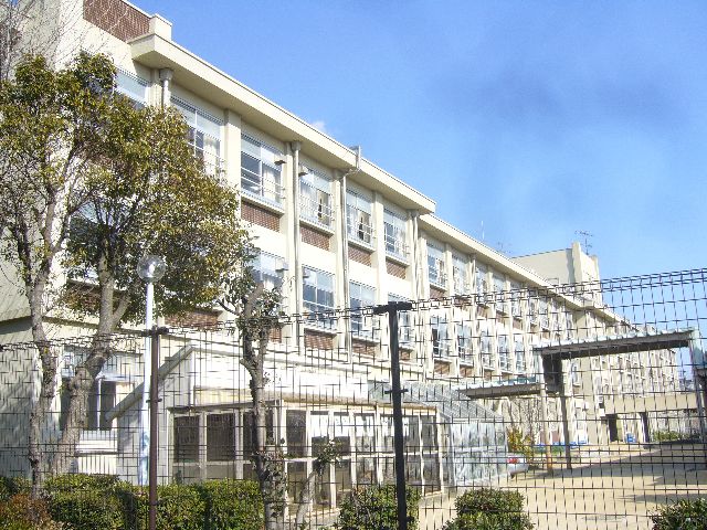 【神戸市東灘区住吉宮町のマンションの小学校】